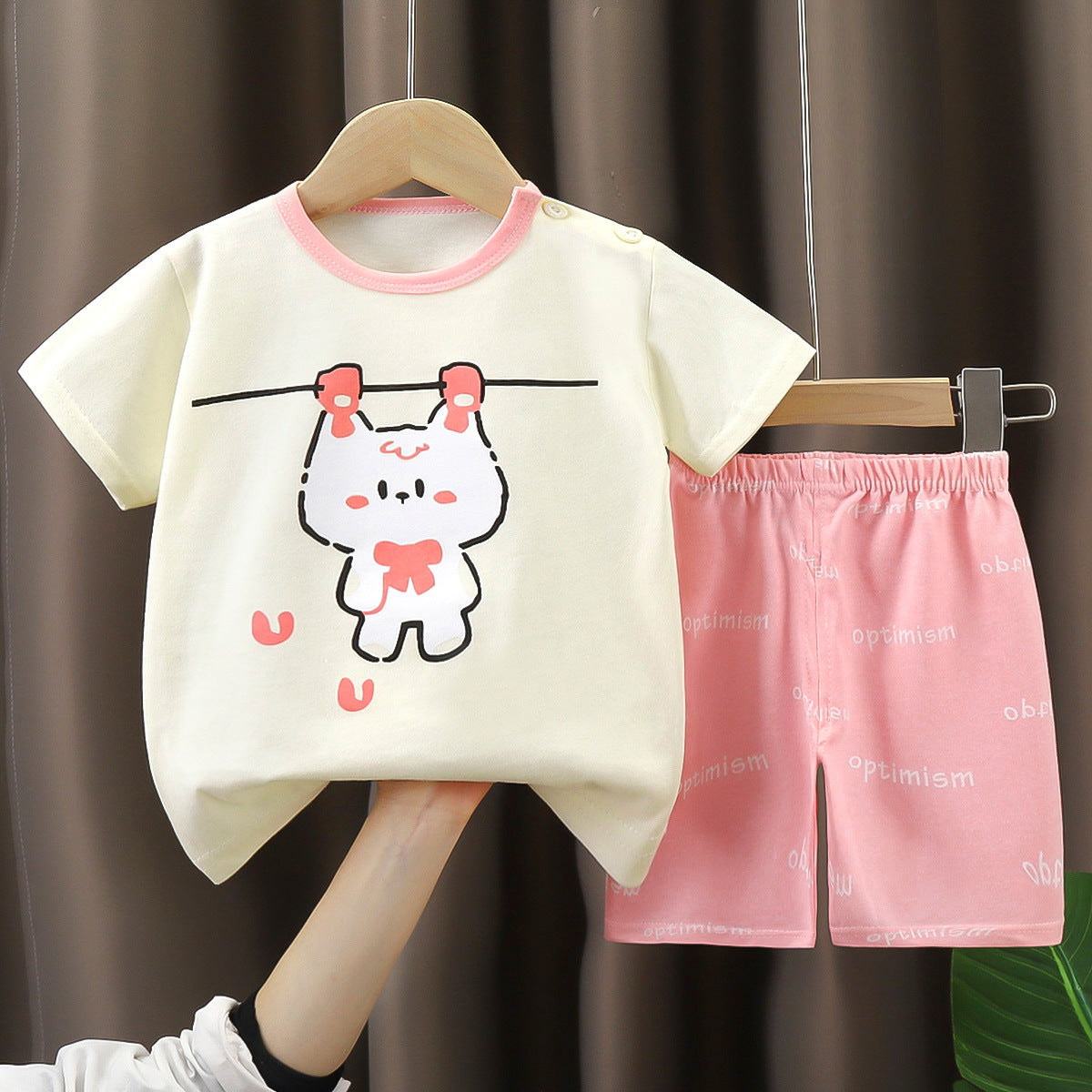 CODE 11048